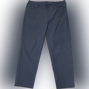 Men’s golf pants